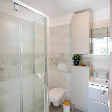 Le Petit Paradis Lejlighed